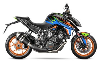 KTM_SUPERDUKE_1290_17_18 2 VIEW